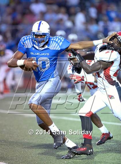 Thumbnail 2 in Raytown South vs. Raytown (2014 MaxPreps Rivalry Series)  photogallery.