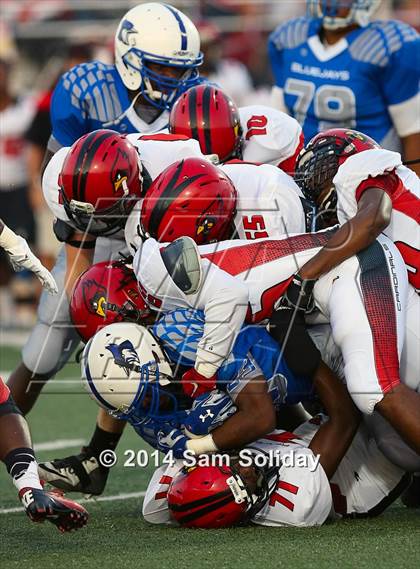 Thumbnail 1 in Raytown South vs. Raytown (2014 MaxPreps Rivalry Series)  photogallery.
