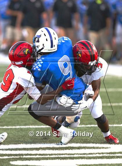 Thumbnail 3 in Raytown South vs. Raytown (2014 MaxPreps Rivalry Series)  photogallery.