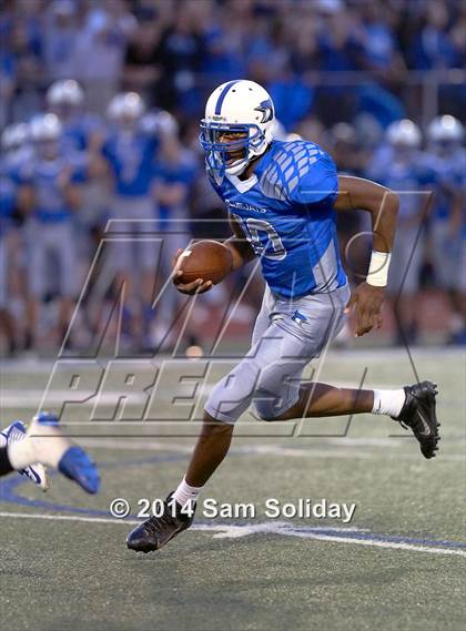 Thumbnail 3 in Raytown South vs. Raytown (2014 MaxPreps Rivalry Series)  photogallery.