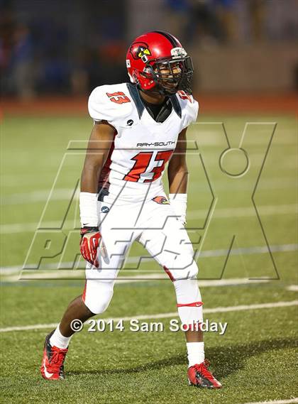 Thumbnail 1 in Raytown South vs. Raytown (2014 MaxPreps Rivalry Series)  photogallery.
