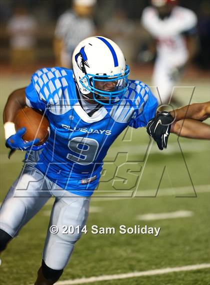 Thumbnail 3 in Raytown South vs. Raytown (2014 MaxPreps Rivalry Series)  photogallery.