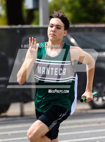Thumbnail 1 in Carl L Chandler V Invitational photogallery.