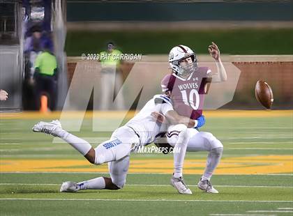 Thumbnail 3 in Chapel Hill at Davenport  (UIL Football 4A DI Semifinal) photogallery.