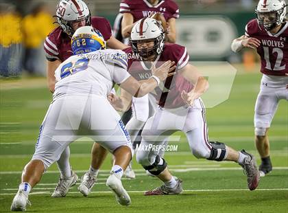 Thumbnail 3 in Chapel Hill at Davenport  (UIL Football 4A DI Semifinal) photogallery.