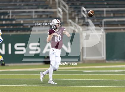Thumbnail 1 in Chapel Hill at Davenport  (UIL Football 4A DI Semifinal) photogallery.