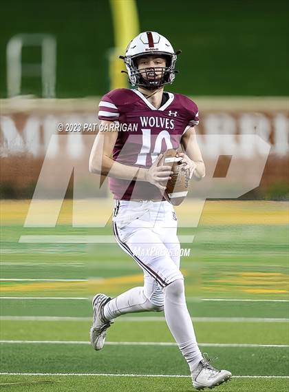 Thumbnail 3 in Chapel Hill at Davenport  (UIL Football 4A DI Semifinal) photogallery.