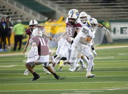 Thumbnail 1 in Chapel Hill at Davenport  (UIL Football 4A DI Semifinal) photogallery.