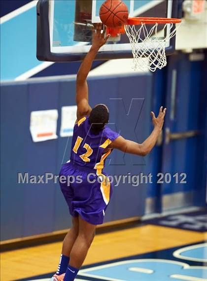 Thumbnail 2 in Riordan @ Valley Christian photogallery.