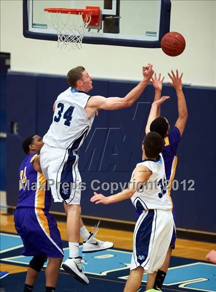 Thumbnail 2 in Riordan @ Valley Christian photogallery.