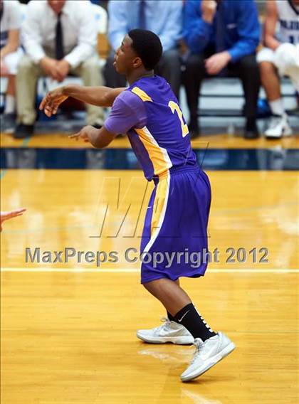 Thumbnail 3 in Riordan @ Valley Christian photogallery.
