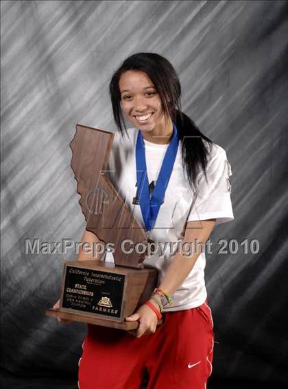 Thumbnail 1 in Carondelet vs. Mater Dei (CIF State D2 Award Photos) photogallery.