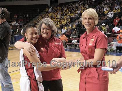Thumbnail 2 in Carondelet vs. Mater Dei (CIF State D2 Award Photos) photogallery.