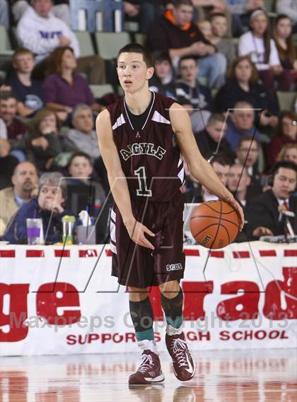 Thumbnail 3 in Argyle vs. Martin Luther King, Jr.  (NYSPHSAA Class D Final) photogallery.