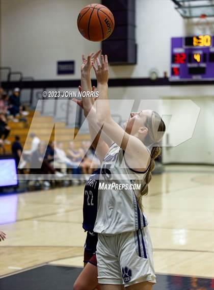 Thumbnail 2 in Garrett @ Leo photogallery.