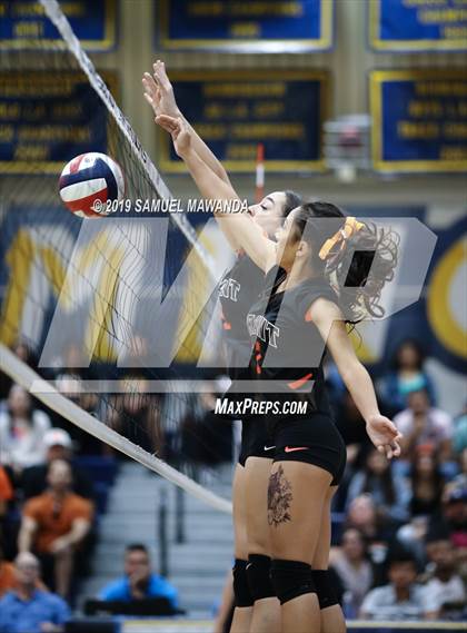 Thumbnail 3 in Grant vs Sherman Oaks CES (CIF LACS D3 Final) photogallery.