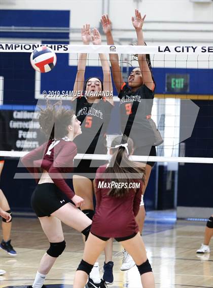 Thumbnail 3 in Grant vs Sherman Oaks CES (CIF LACS D3 Final) photogallery.