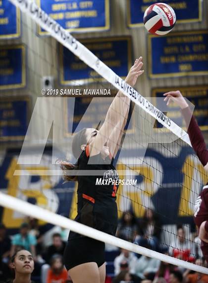 Thumbnail 3 in Grant vs Sherman Oaks CES (CIF LACS D3 Final) photogallery.