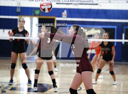 Thumbnail 2 in Grant vs Sherman Oaks CES (CIF LACS D3 Final) photogallery.