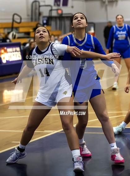 Thumbnail 3 in Lassen vs Orland photogallery.