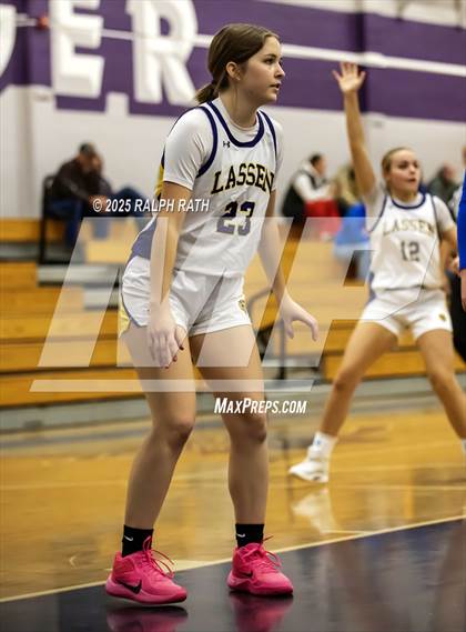 Thumbnail 1 in Lassen vs Orland photogallery.