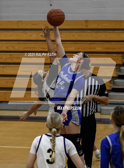 Thumbnail 2 in Lassen vs Orland photogallery.
