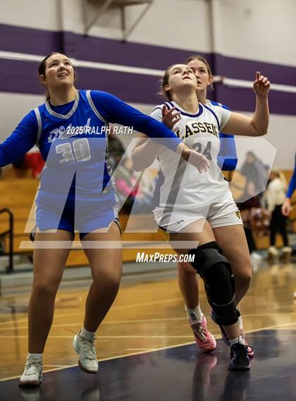 Thumbnail 1 in Lassen vs Orland photogallery.