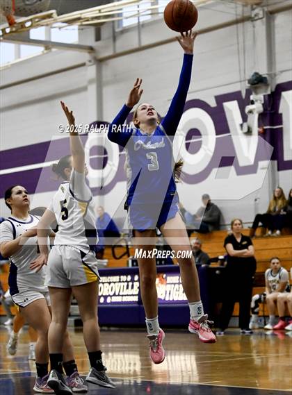 Thumbnail 3 in Lassen vs Orland photogallery.