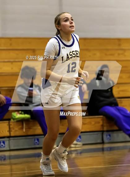 Thumbnail 2 in Lassen vs Orland photogallery.