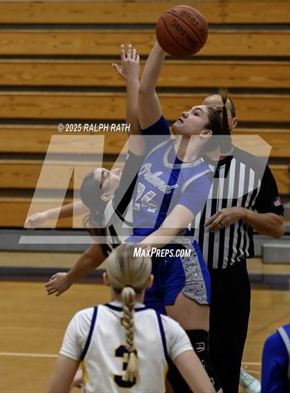 Thumbnail 3 in Lassen vs Orland photogallery.