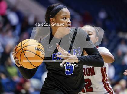Thumbnail 3 in Mount Paran Christian vs. Hebron Christian Academy (GHSA 1A-Private Final) photogallery.