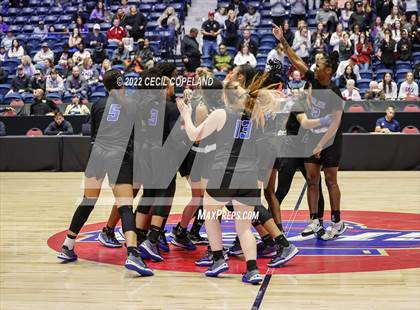 Thumbnail 3 in Mount Paran Christian vs. Hebron Christian Academy (GHSA 1A-Private Final) photogallery.