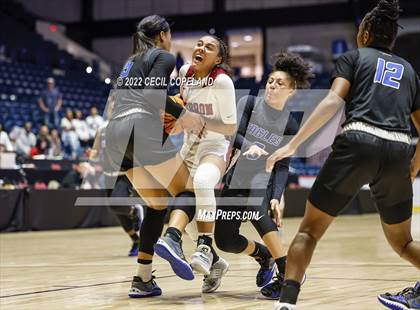 Thumbnail 2 in Mount Paran Christian vs. Hebron Christian Academy (GHSA 1A-Private Final) photogallery.