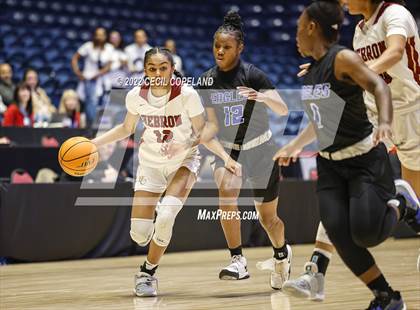 Thumbnail 3 in Mount Paran Christian vs. Hebron Christian Academy (GHSA 1A-Private Final) photogallery.