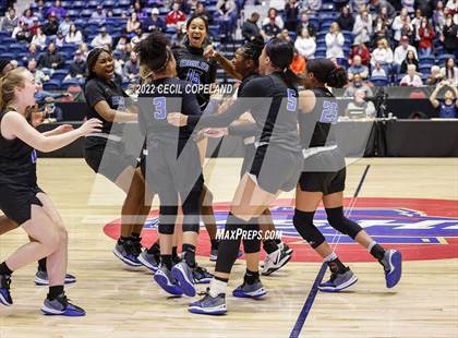 Thumbnail 3 in Mount Paran Christian vs. Hebron Christian Academy (GHSA 1A-Private Final) photogallery.