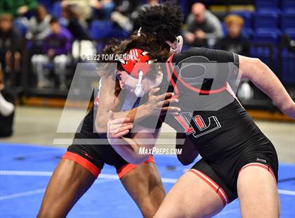 Thumbnail 1 in UIL State Championships - 5A 220lb Final photogallery.