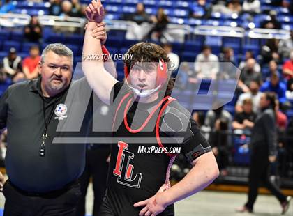 Thumbnail 2 in UIL State Championships - 5A 220lb Final photogallery.