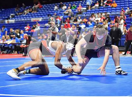 Thumbnail 2 in UIL State Championships - 5A 220lb Final photogallery.