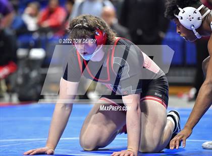 Thumbnail 3 in UIL State Championships - 5A 220lb Final photogallery.