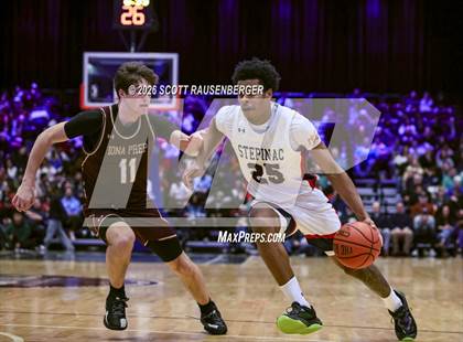 Thumbnail 2 in Archbishop Stepinac vs. Iona Prep photogallery.