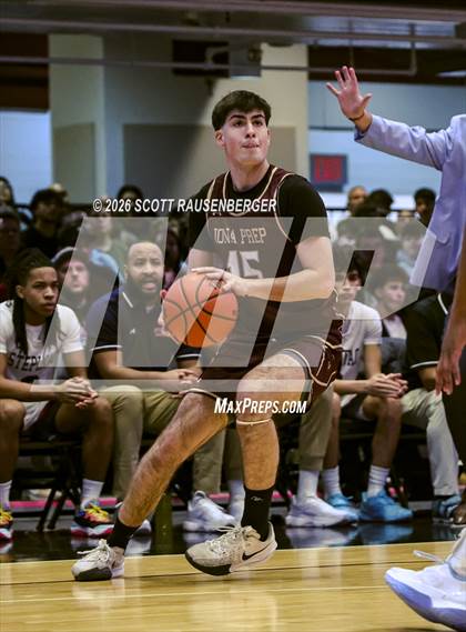 Thumbnail 1 in Archbishop Stepinac vs. Iona Prep photogallery.