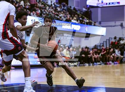 Thumbnail 2 in Archbishop Stepinac vs. Iona Prep photogallery.