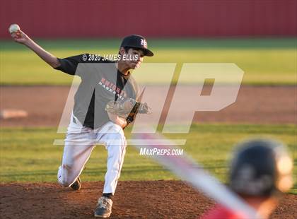 Thumbnail 1 in Lorena vs. Harker Heights (Scrimmage) photogallery.