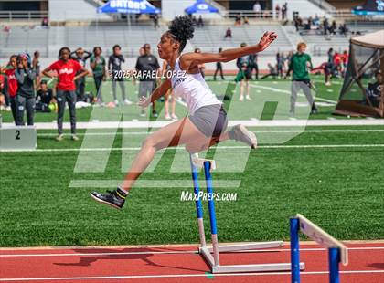 Thumbnail 1 in CCISD Ruben C Jordan Relays (4x100 Shuttle Hurdle Relay) photogallery.