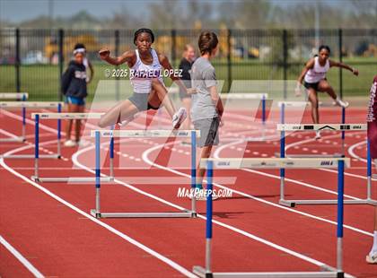 Thumbnail 2 in CCISD Ruben C Jordan Relays (4x100 Shuttle Hurdle Relay) photogallery.