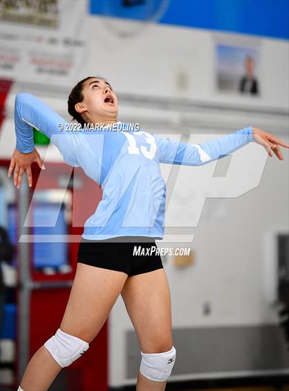 Thumbnail 2 in Design Tech vs. Hillsdale (Peninsula Classic Tournament) photogallery.
