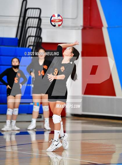 Thumbnail 1 in Design Tech vs. Hillsdale (Peninsula Classic Tournament) photogallery.