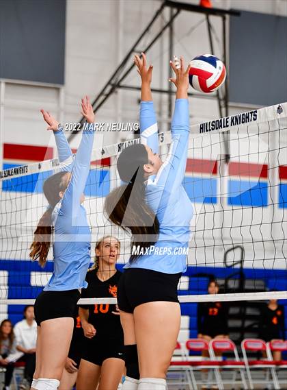 Thumbnail 2 in Design Tech vs. Hillsdale (Peninsula Classic Tournament) photogallery.