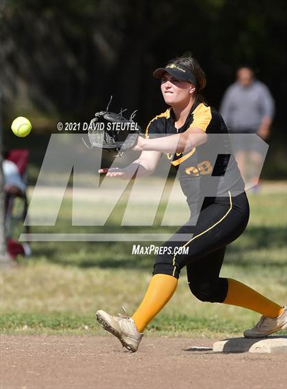 Thumbnail 3 in Del Oro @ Center photogallery.
