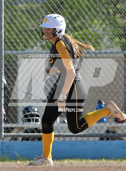 Thumbnail 1 in Del Oro @ Center photogallery.